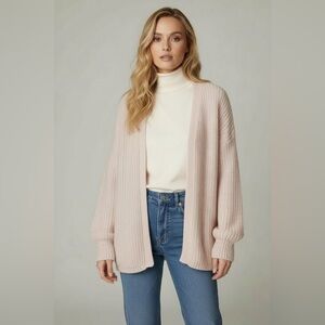 Vintage Light Pink Cardigan / Sweater